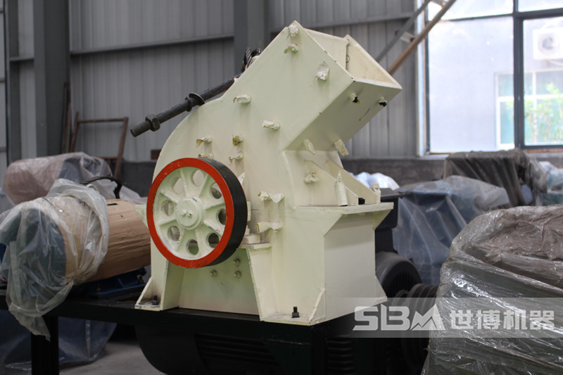 錘式破碎機(jī)，小型碎石機(jī)