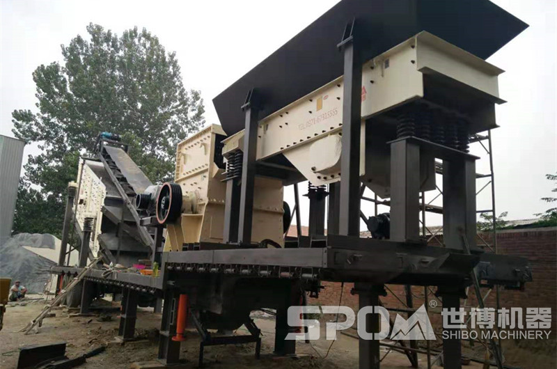 移動砂石料箱式破碎機，三組合移動破碎機